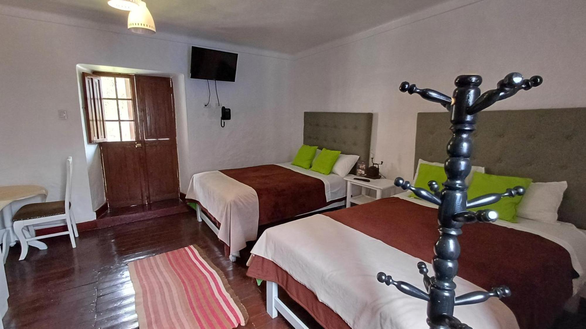 Hotel Rhouse Calca Exterior foto