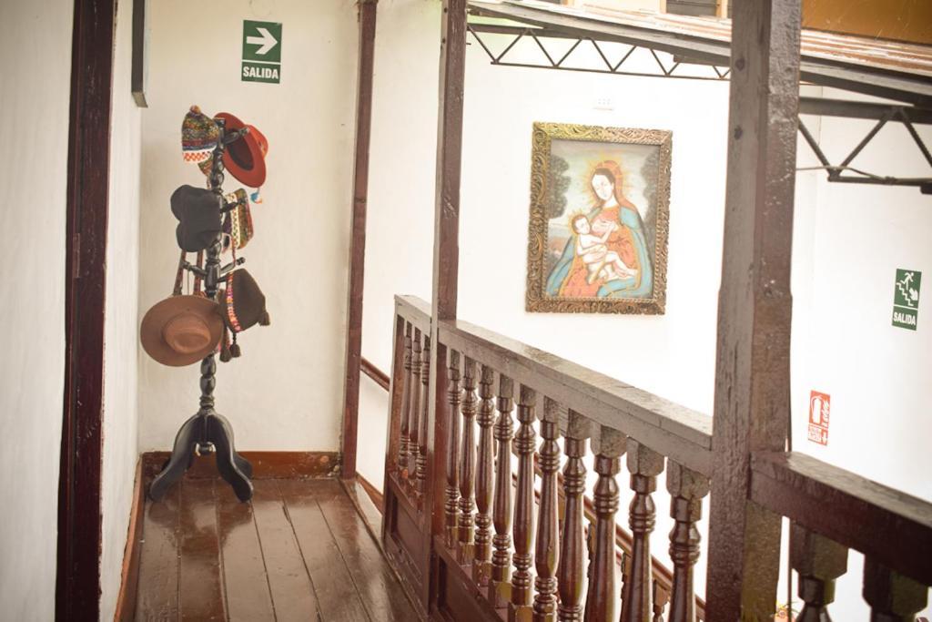 Hotel Rhouse Calca Exterior foto