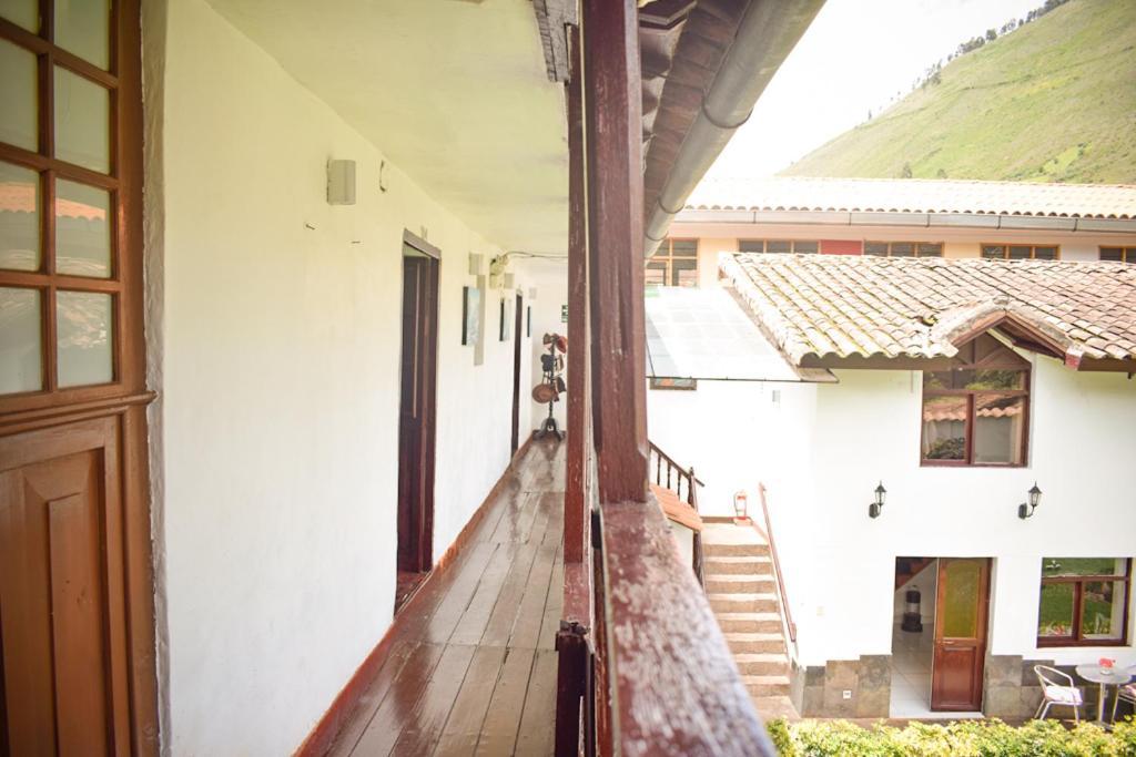 Hotel Rhouse Calca Exterior foto