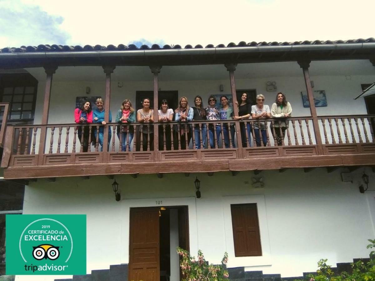 Hotel Rhouse Calca Exterior foto